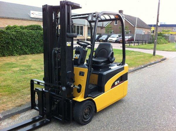 5 советов при выборе электропогрузчиков - фото2