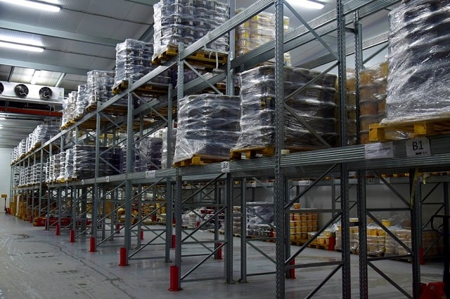 Стеллажи для склада: виды и особенности - Паллетные