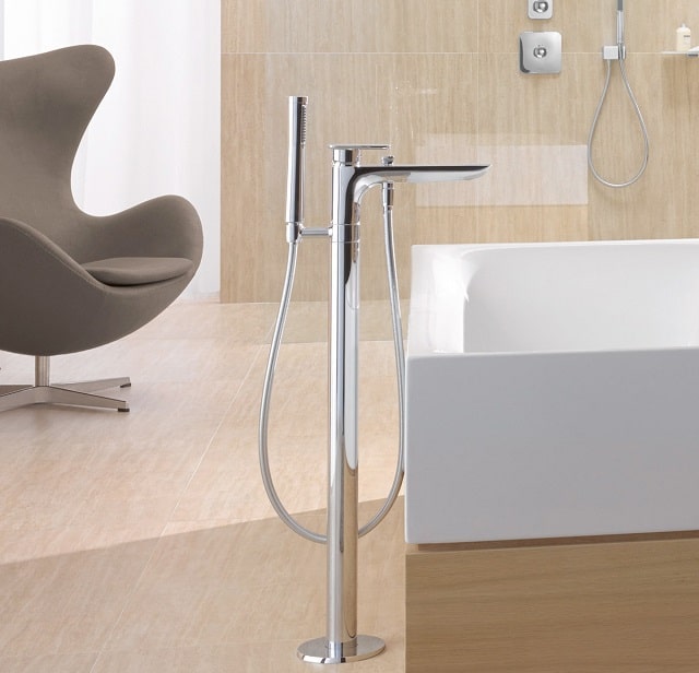 Смеситель для ванны: виды и особенности, какой лучше выбрать - фото4 Смеситель для ванны: виды и особенности, какой лучше выбрать - фото4