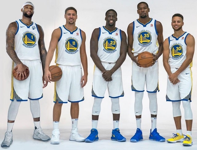 Баскетбольная форма: какая должна быть и как выбрать - фото4 Баскетбольная форма: какая должна быть и как выбрать - фото4