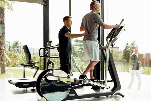 Орбитрек и эллиптический тренажер: в чем разница - фото3 Орбитрек и эллиптический тренажер: в чем разница - фото3