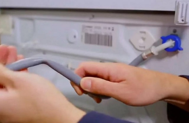 Стиральная машина не набирает воду: причины, что делать - фото3 Стиральная машина не набирает воду: причины, что делать - фото3