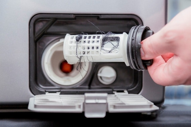 Стиральная машина не сливает воду: причины, что делать - фото2