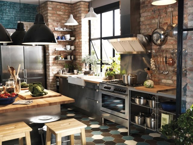 Деревянный стол в интерьере в стиле лофт (идеи) - фото2