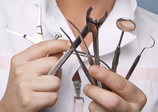 Какие инструменты использует стоматолог хирург: виды, особенности, назначение - фото2