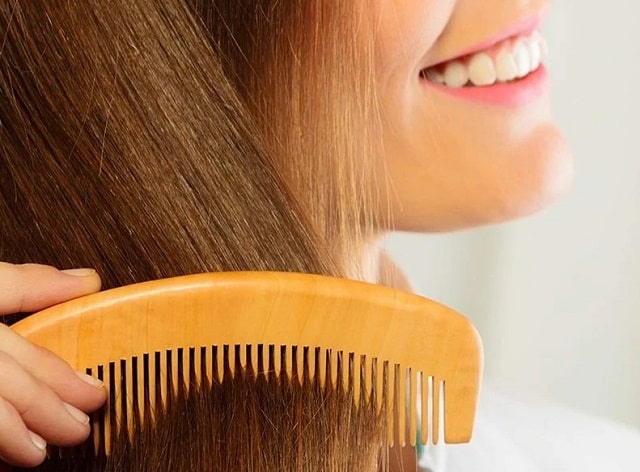 Какие бывают расчески для волос: виды и применение - фото3