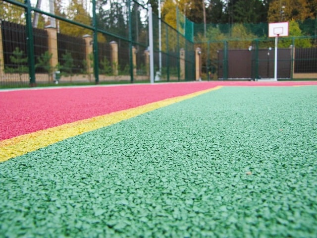 Каучуковая крошка (EPDM): что это за материал, отличия от резиновой, применение - фото2