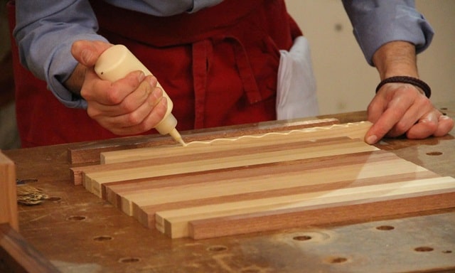 Клей на водной основе: что это такое, особенности, применение - фото4