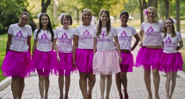 Свадьба: футболки для молодоженов и друзей - фото2