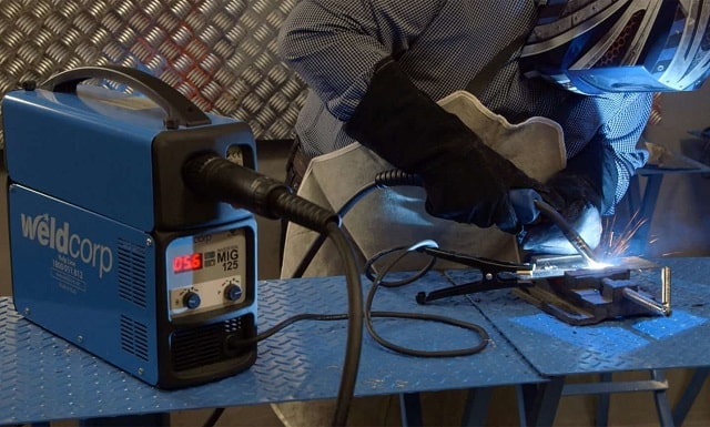 Сварочный полуавтомат: что это такое, виды, как выбрать - фото1