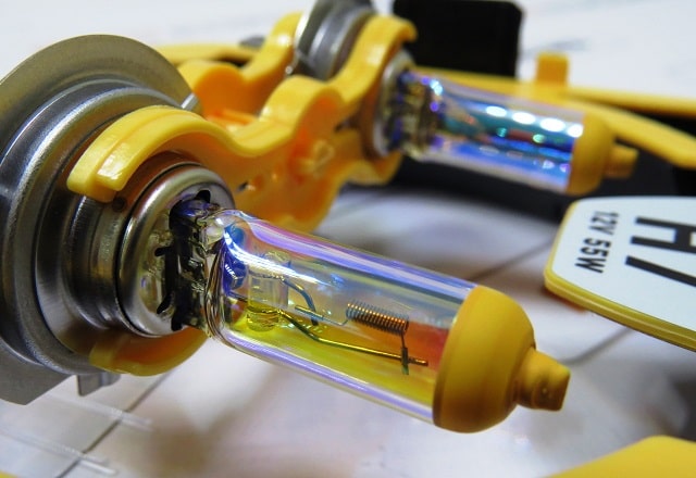 Автолампы: виды и особенности, какие лучше выбрать - фото3 Автолампы: виды и особенности, какие лучше выбрать - фото3