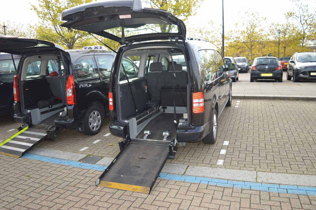 Служба такси «Пульс» - специально для людей с ограниченными возможностями - фото1