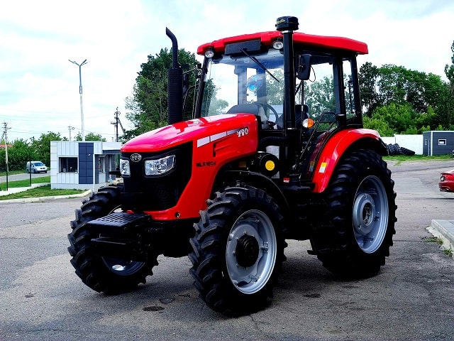 Трактори YTO: що за бренд, огляд моделей та особливості - Трактор YTO 1054