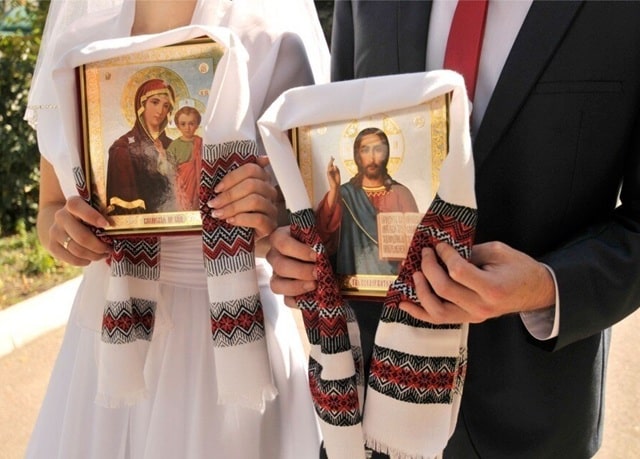 Як вибрати ікони для вінчання: поради перед православним весіллям - фото2 Як вибрати ікони для вінчання: поради перед православним весіллям - фото2