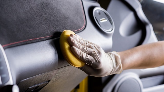 Химчистка салона авто: что это такое, как делается, что нужно знать заказчику - фото3