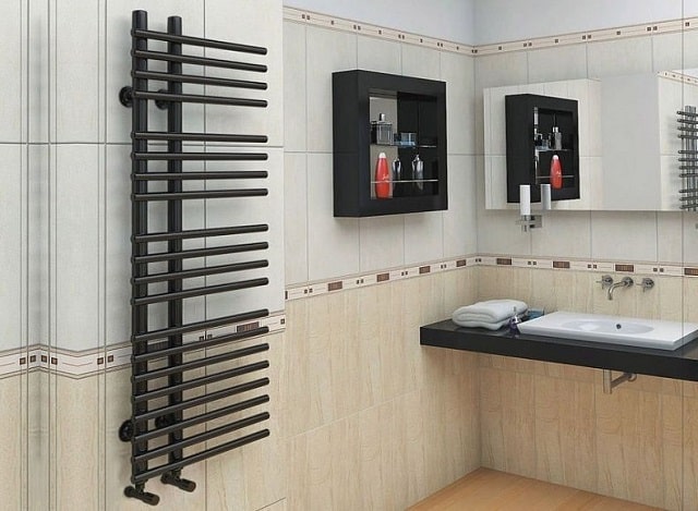 Полотенцесушитель электрический или водяной: какой лучше, плюсы и минусы - фото2