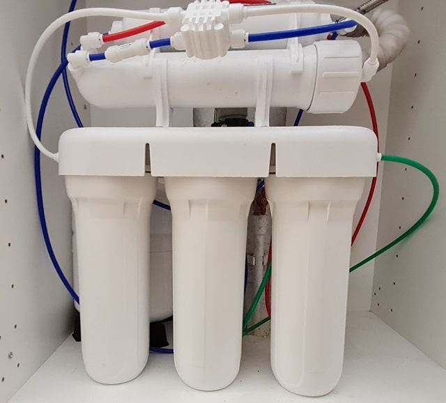 Фильтр обратного осмоса для воды: что это такое, как работает, плюсы и минусы - фото2