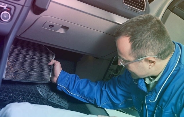 Особенности ухода за кондиционером в автомобиле: как часто заправлять и правильно использовать - фото1 Особенности ухода за кондиционером в автомобиле: как часто заправлять и правильно использовать - фото1