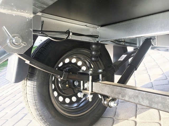 Отбойник (подушка) амортизатора или рессоры: что это такое, как работает, назначение - фото1 Отбойник (подушка) амортизатора или рессоры: что это такое, как работает, назначение - фото1