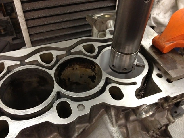Расточка цилиндров двигателя: что это такое, для чего делается, когда необходима - фото4