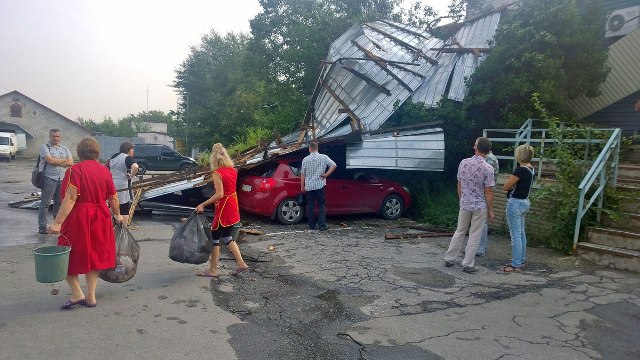 Ураган в Харькове - фото