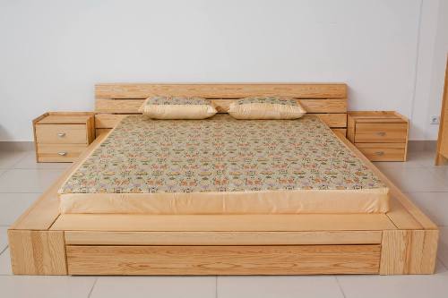 Какая кровать лучше: деревянная или железная? - фото 2