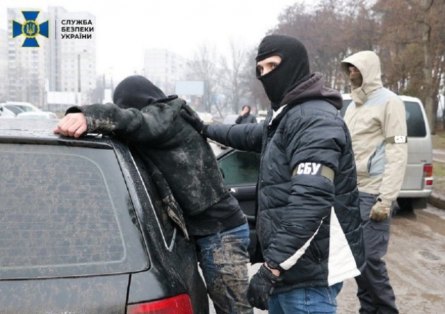 Иностранный студент занимался контрабандой наркотиков в Харьков