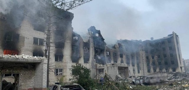 В результате утреннего обстрела Харькова погибло 4 человека и 15