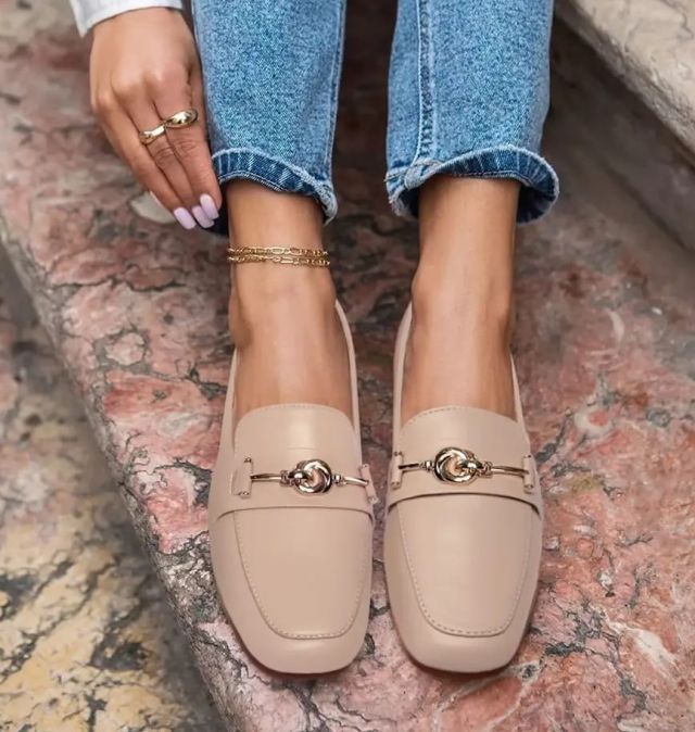 Модні жіночі лофери цього року: які моделі в тренді та як вибрати свою пару