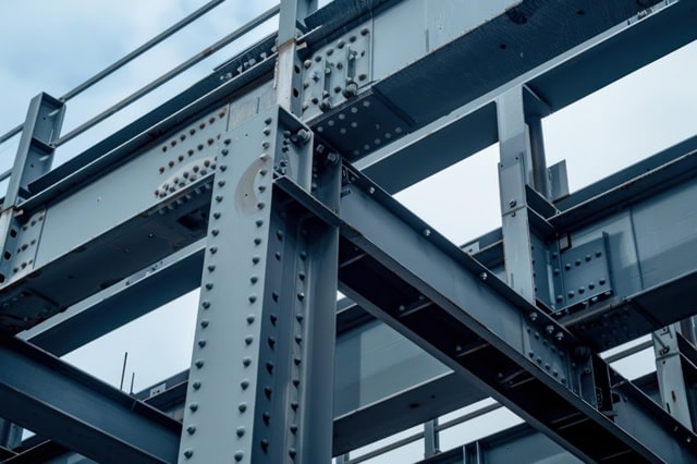 Изготовление металлоконструкций в Харькове: любые решения для вашего бизнеса и дома