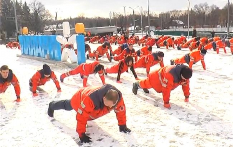 Харьковские медики присоединились ко всемирному флешмобу (видео)