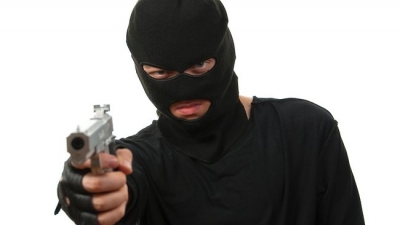 В Харькове ограбили аптеку, есть пострадавшие