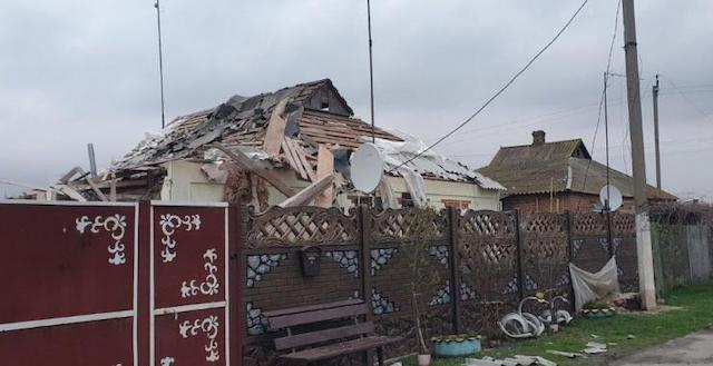 В результате обстрела Золочевской громады пострадали дома и электроподстанция