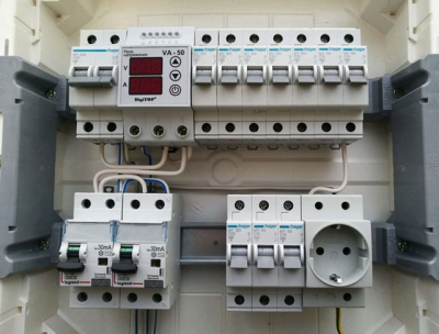 Реле напруги: захист вашої електромережі