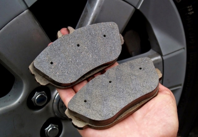 Тормозные колодки в машине: что это такое, виды, особенности