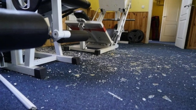 Оккупанты сбросили на Дергачи две авиабомбы УМПБ Д30-СН - ранены восемь детей