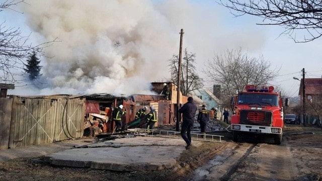 В Немышлянском районе произошел пожар - полностью сгорел гараж