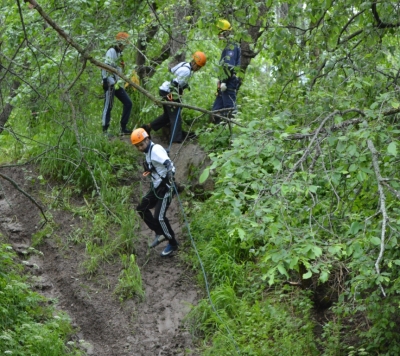 Юные спасатели приехали на сборы