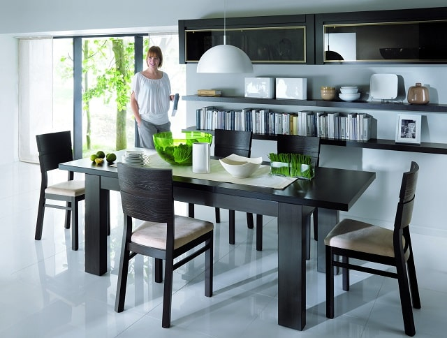 Как правильно выбрать стол для кухни?