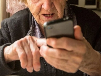 Пожилая мать не пожалела для «спасения» дочери все свои сбережения