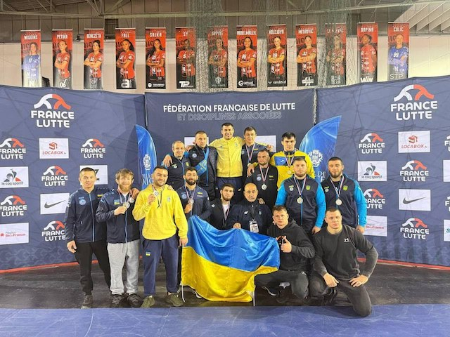 Борцы Харьковщины завоевали три медали на соревнованиях во Франции
