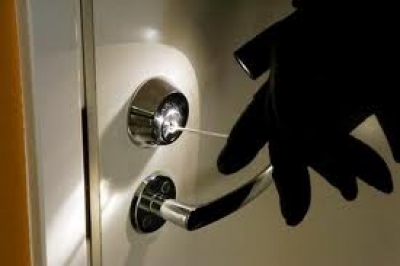 Вор забирал все, что попадалось на глаза