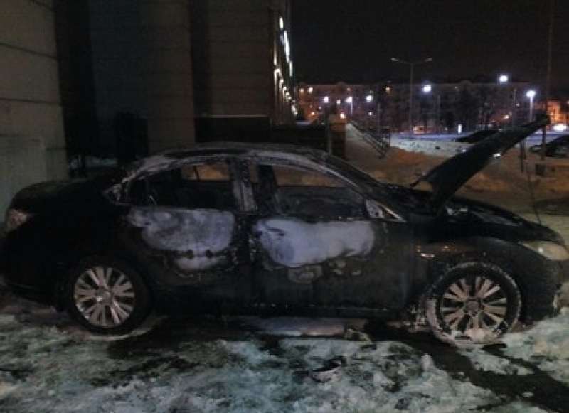 В Харькове сожгли еще одну иномарку