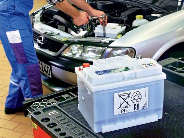 Автомобільний акумулятор: види та особливості, як вибрати