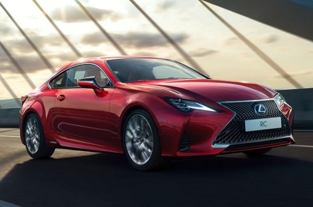 Спортивное купе Lexus RC F Sport: обзор, комплектации, характеристики