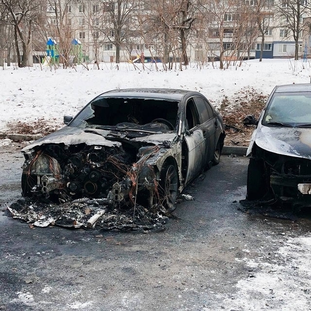 В Харькове ночью опять спалили автомобиль (фото)