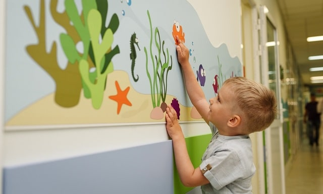 В Лозовой капитально отремонтируют детскую поликлинику