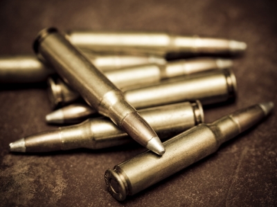 Местные жители незаконно хранили оружие и боеприпасы