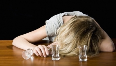 Отдых на пляже для школьницы закончился реанимацией