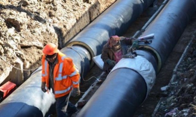 КП «Харьковские тепловые сети» ремонтируют крупный магистральный трубопровод